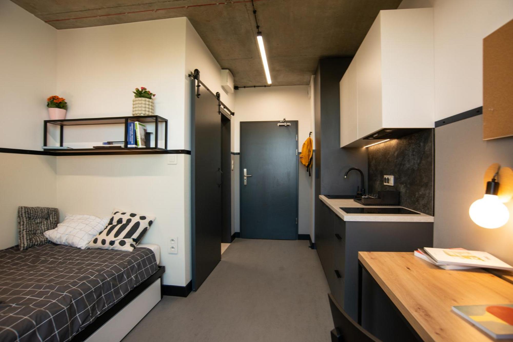 Ht Nest Coliving Appartement Warschau Buitenkant foto