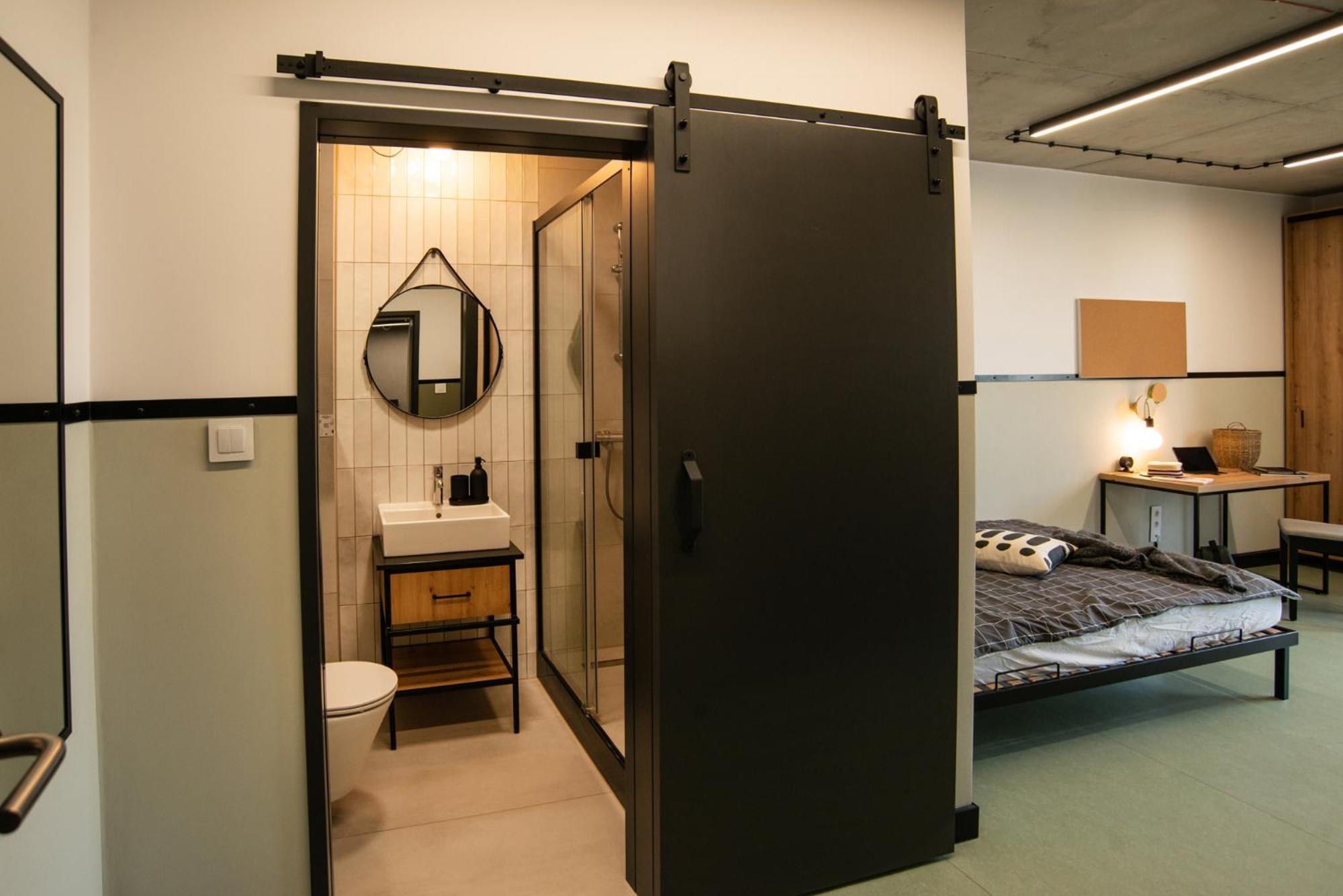 Ht Nest Coliving Appartement Warschau Buitenkant foto